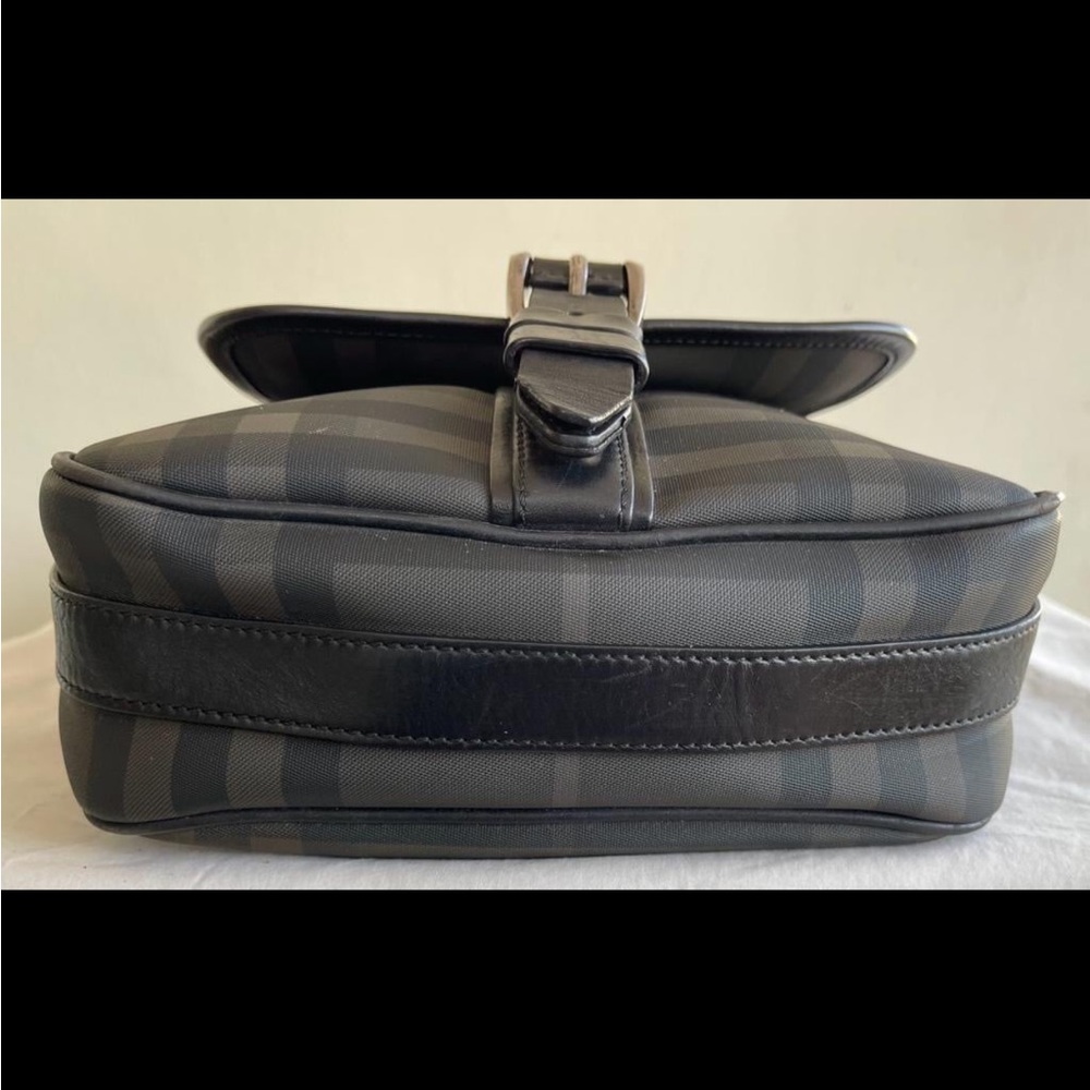 Burberry Crossbody Bag - Picture 5 of 12